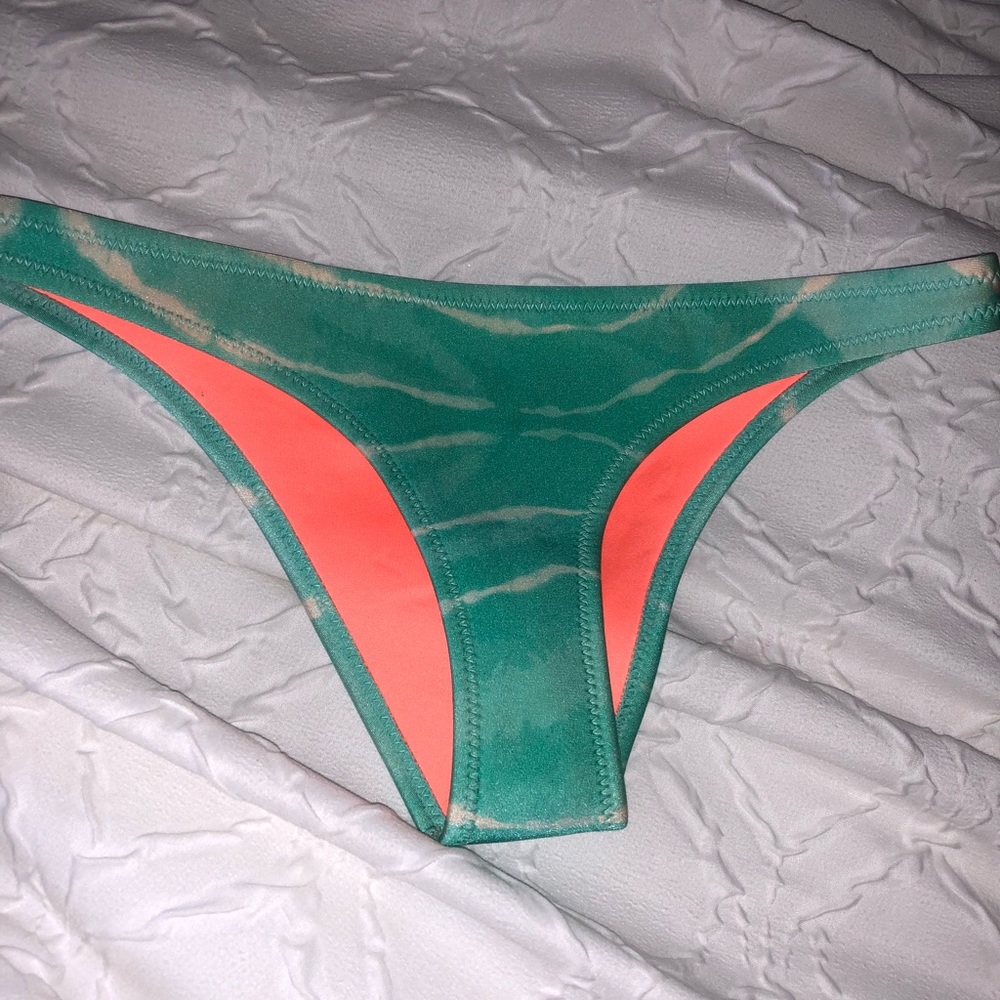 - Triangl swimwear bikini bottoms